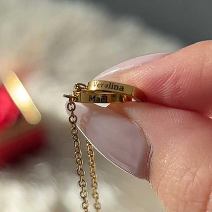 Maison Eternelle with Heart Necklace