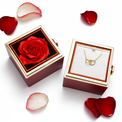 Maison Eternelle with Heart Necklace